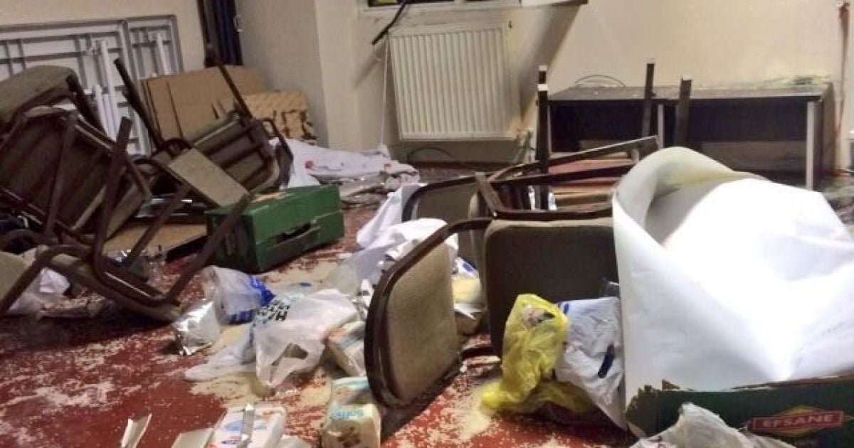 В Стамбуле прогремели два взрыва в торгово-офисном центре