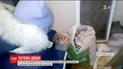 На Сумщине 10-летняя девочка показали полицейским все отцовские тайники с наркотиками