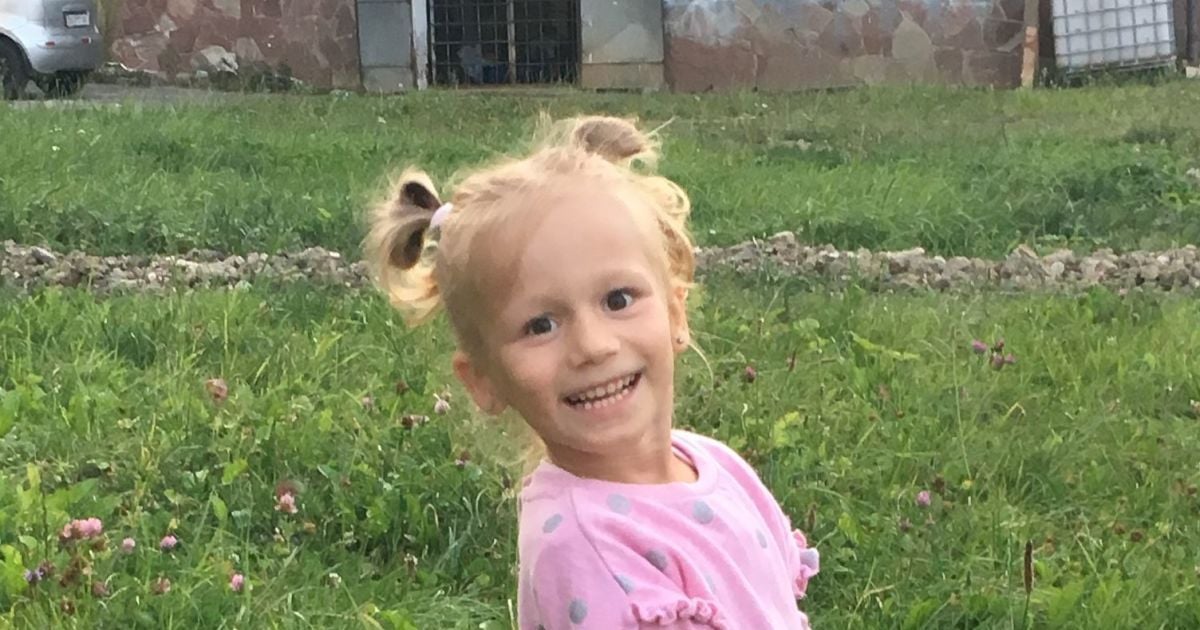 Родители Аминки просят помочь им собрать средства на операцию для ребенка