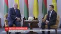 Володимир Зеленський зустрічається із Олександром Лукашенком у Житомирі