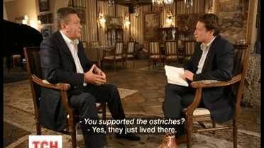 Виктор Янукович вышел на связь с журналистами