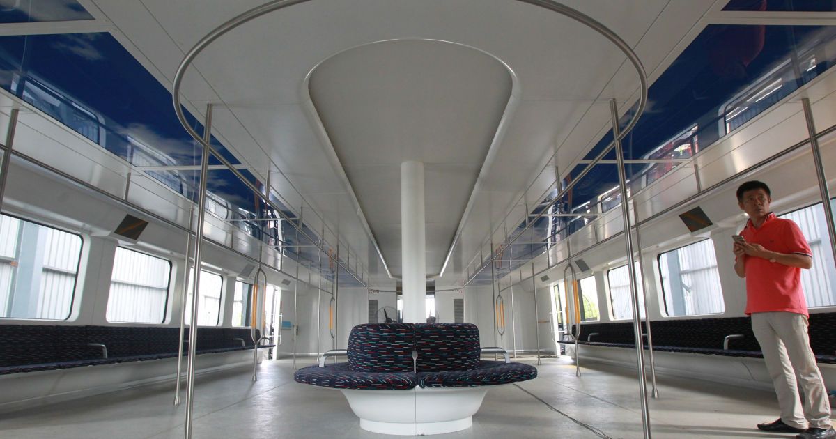 В Китаї запустили новий автобус Transit Elevated Bus (TEB-1)_2 / © Reuters