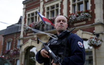 ИГ опубликовала видео с убийцами священника во Франции
