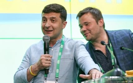 Зеленский и Богдан начали спорить с нардепом в фейсбуке из-за обещания о 175 млн на дороги в селе