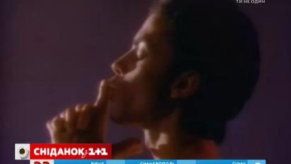 В возрасте 57 лет умер певец Роджерс Нельсон, известный во всем мире как Принс