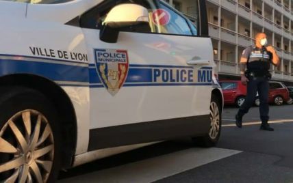 Новое нападение во Франции: неизвестный устроил стрельбу возле церкви в Лионе