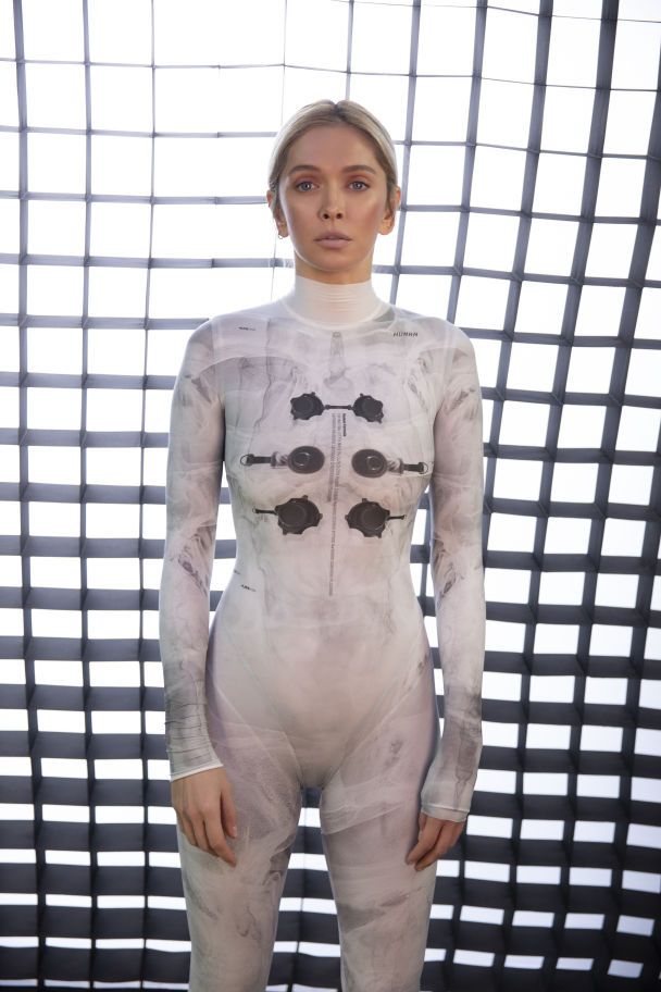 Вера Брежнева, клип "Тихо"