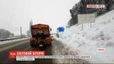 Після аномального потепління Румунію накрив справжній сніговий шторм