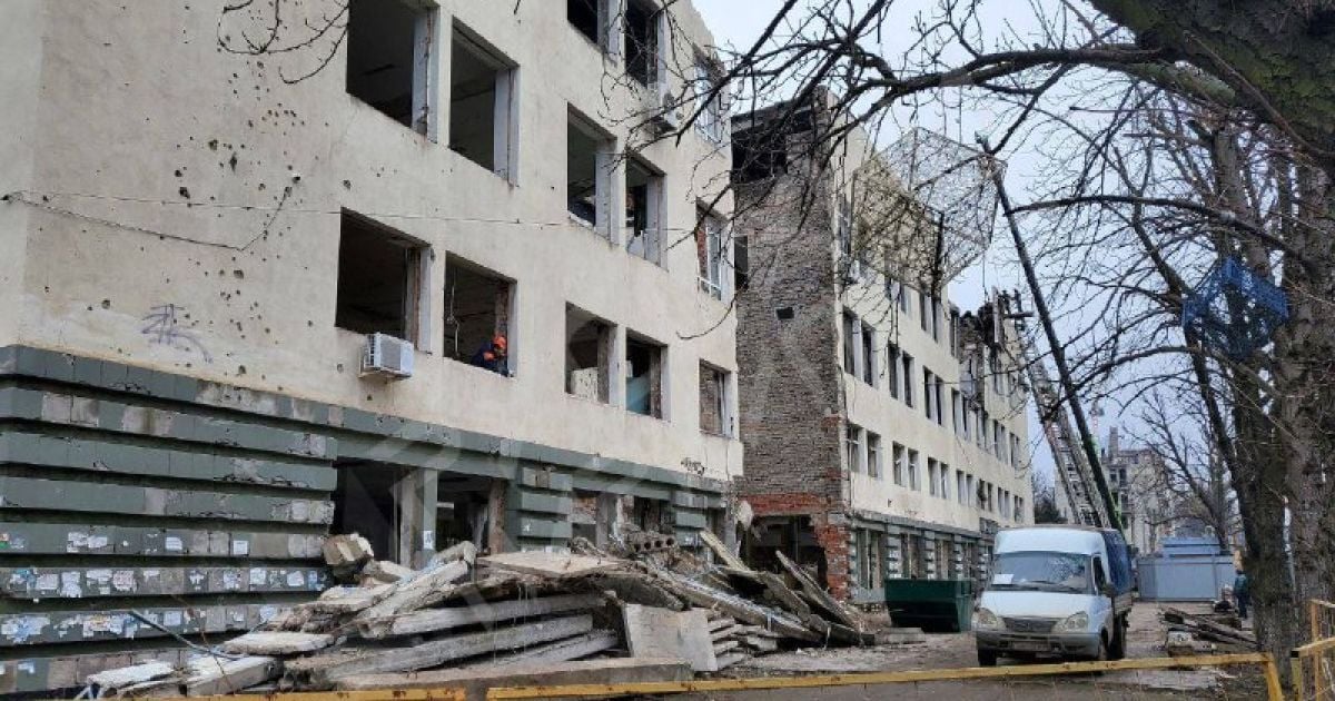 Будинок зв'язку у Маріуполі