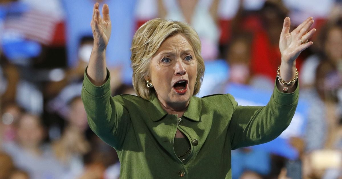 Клінтон пообіцяла відмовитися від особистої електронної пошти у випадку перемоги на виборах