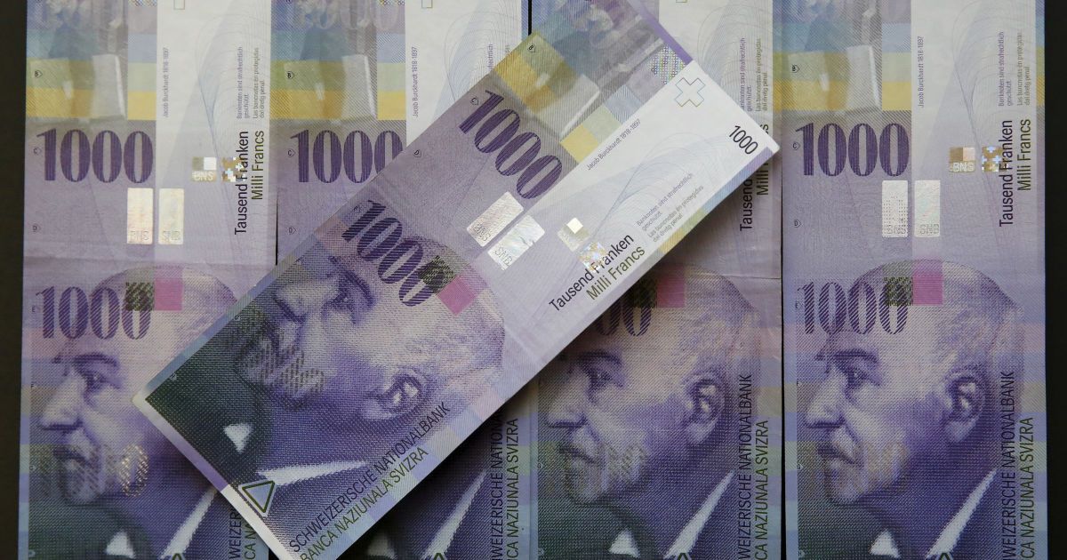 Швейцарські франки