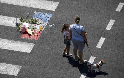 Во Франции опознали всех 84 жертв трагедии в Ницце