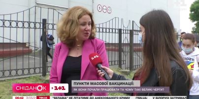 Як відбувалася масова вакцинація у Києві та чому ніхто не контролював черги