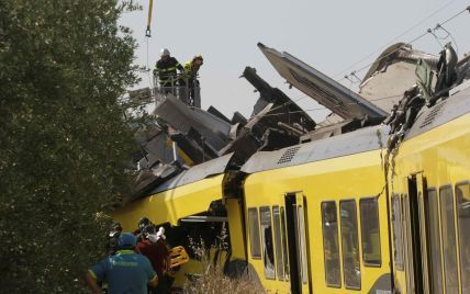 Один з машиністів вижив у катастрофі поїздів в Італії - ЗМІ