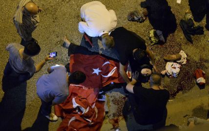 Количество жертв попытки переворота в Турции возросло до 265 человек