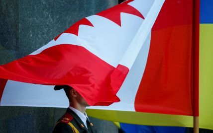 "Не достигла критериев": Канада отказала Украине в безвизовом режиме