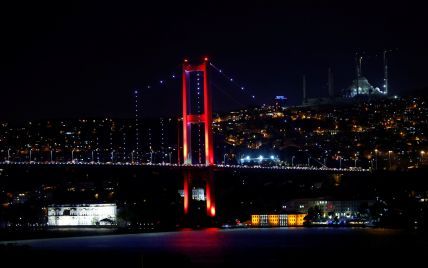 У Туреччині Босфорську протоку закрили для танкерів