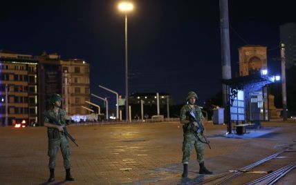 Над Анкарою винищувач збив військовий гелікоптер – ЗМІ