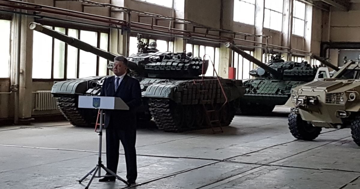 Не позволю обворовывать армию: Порошенко прокомментировал задержание на Львовском бронетанковом заводе
