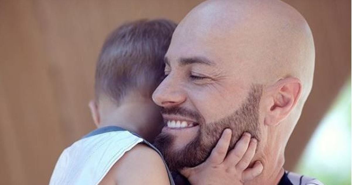 Влад Яма рассказал, почему не показывает лицо сына