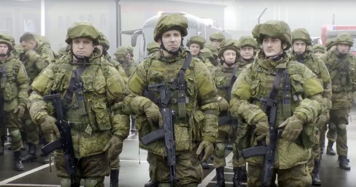 Російські військові