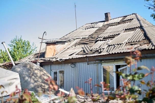 Наслідки ракетної атаки на місто Сміла Черкаської області 25 квітня.