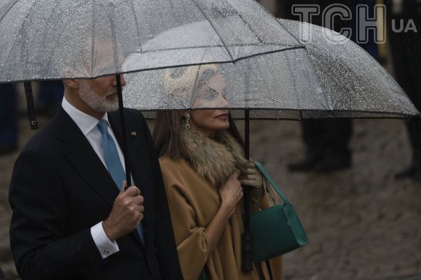 Королева Летиция и король Филипп VI в Нидерландах / © Associated Press