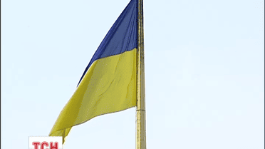 Украинский конституционный совет сегодня утвердит изменения в основной закон государства