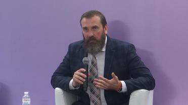 В Киеве прошел четвертый саммит первых леди и джентльменов