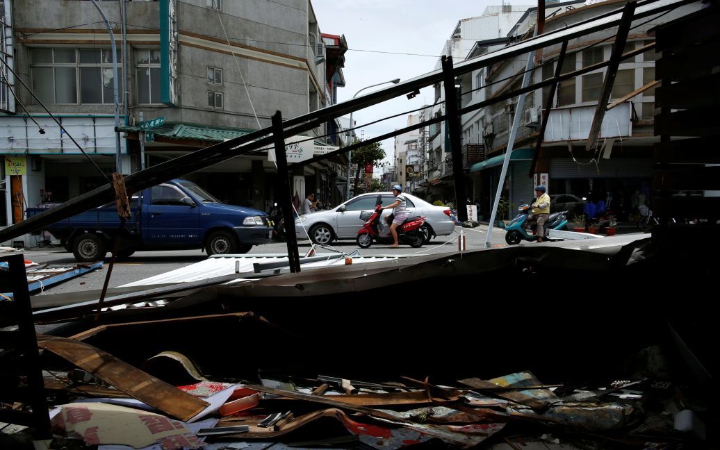 Наслідки тайфуну Напартак у Китаї / © Reuters