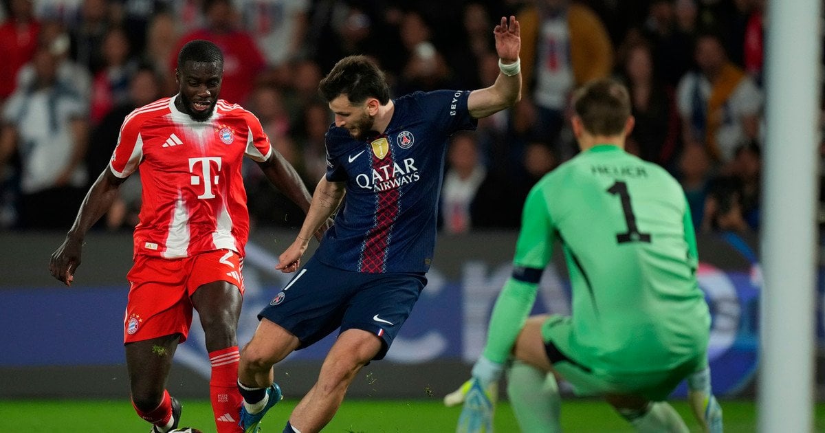 ПСЖ — "Баварія"