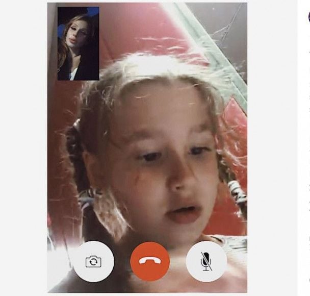 LOBODA с дочерью общается через Skype / © instagram.com/lobodaofficial