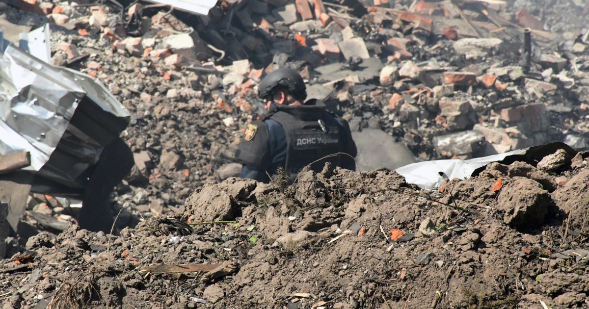 Наслідки удару по Харкову КАБами 5 травня 2024
