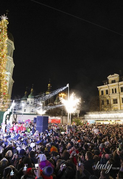 Ялинка на Софійській площі в Києві / © Getty Images