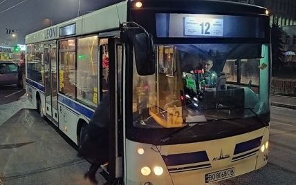 Никаких бумажных денег: в Тернополе повысили стоимость проезда в общественном транспорте и изменили форму оплаты
