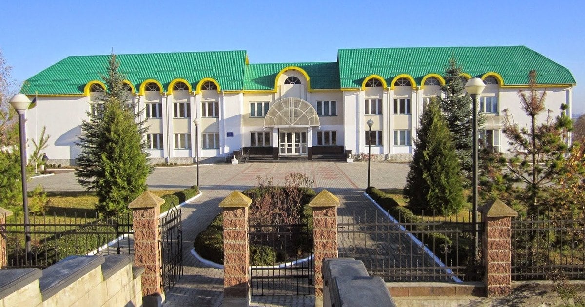 Школа у Великій Омеляні на Рівненщині