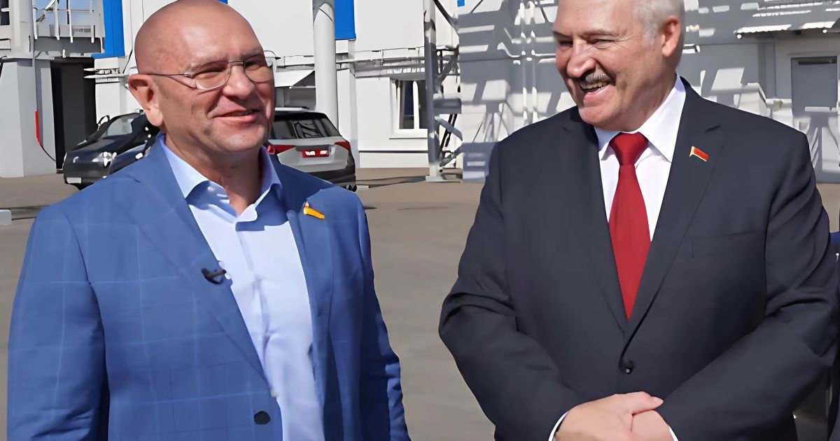 Михайло Ананченко: Слідом за листом Трампу, Шевченко має написати заяву про складання депутатського мандату