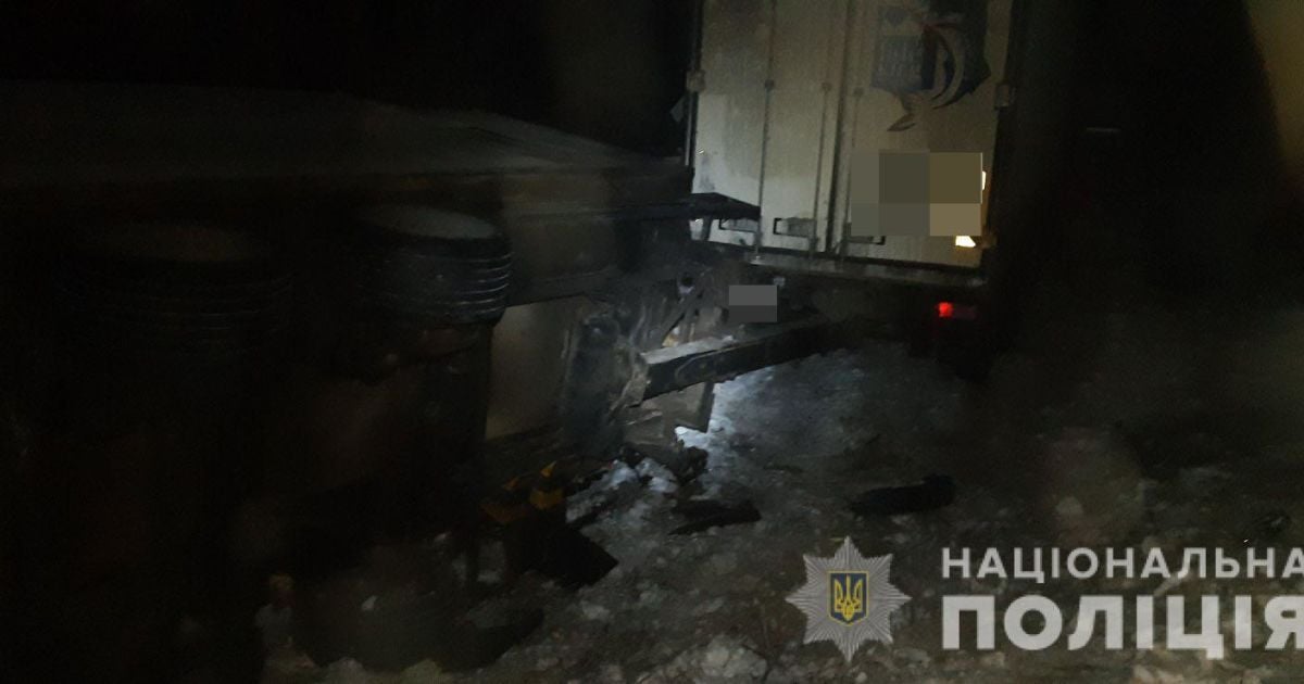 У Харківській області зіткнулися дві вантажівки, є жертви (відео)