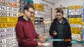 Мужчина из Харькова собрал уникальную коллекцию украинских и иностранных номерных знаков автомобилей