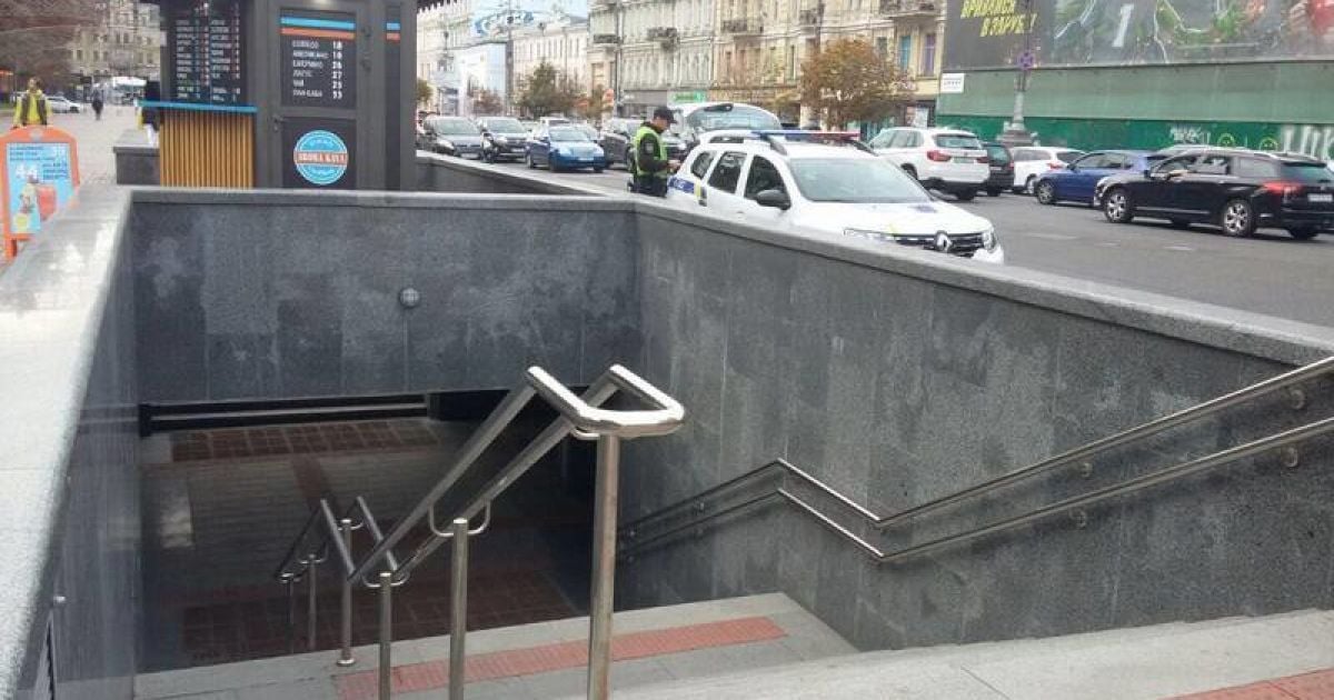 На Хрещатику відкрили підземний перехід