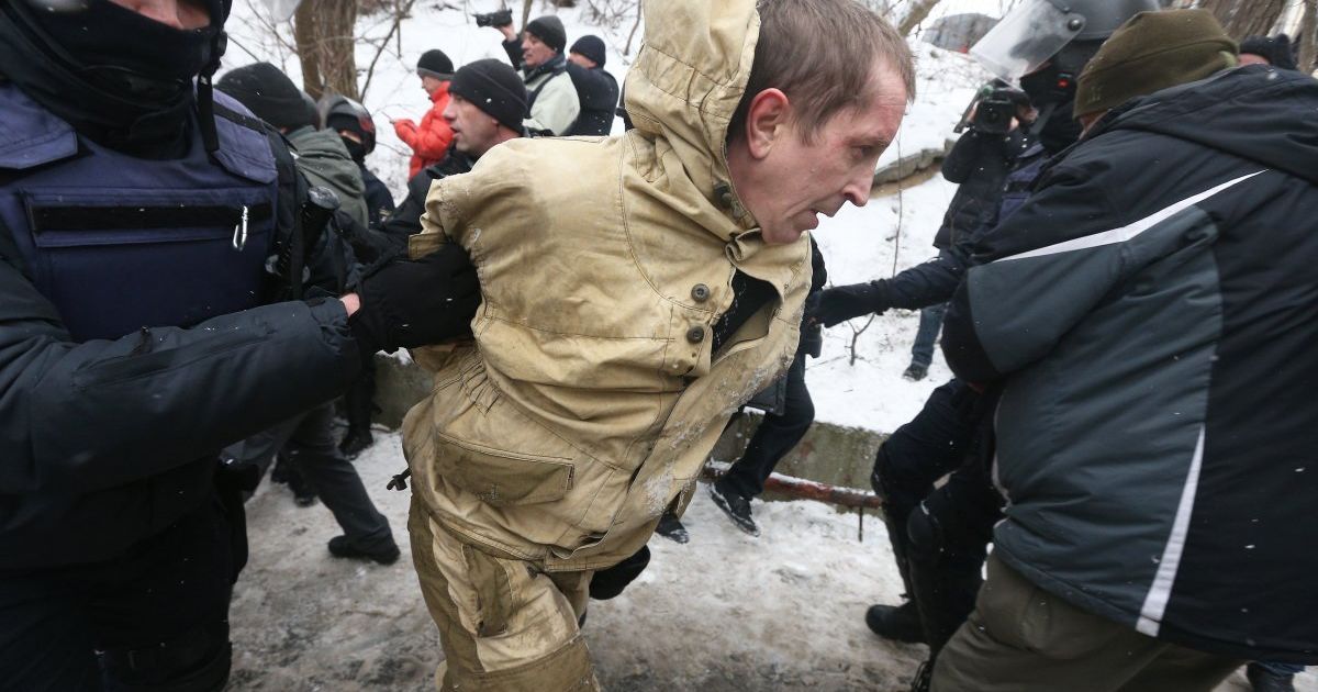сутички під Солом'янським судом Києва_15 / © УНИАН