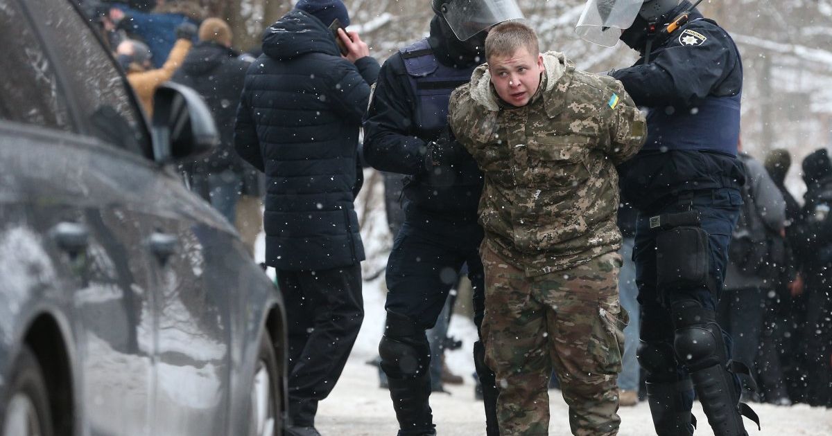 сутички під Солом'янським судом Києва_22 / © УНИАН