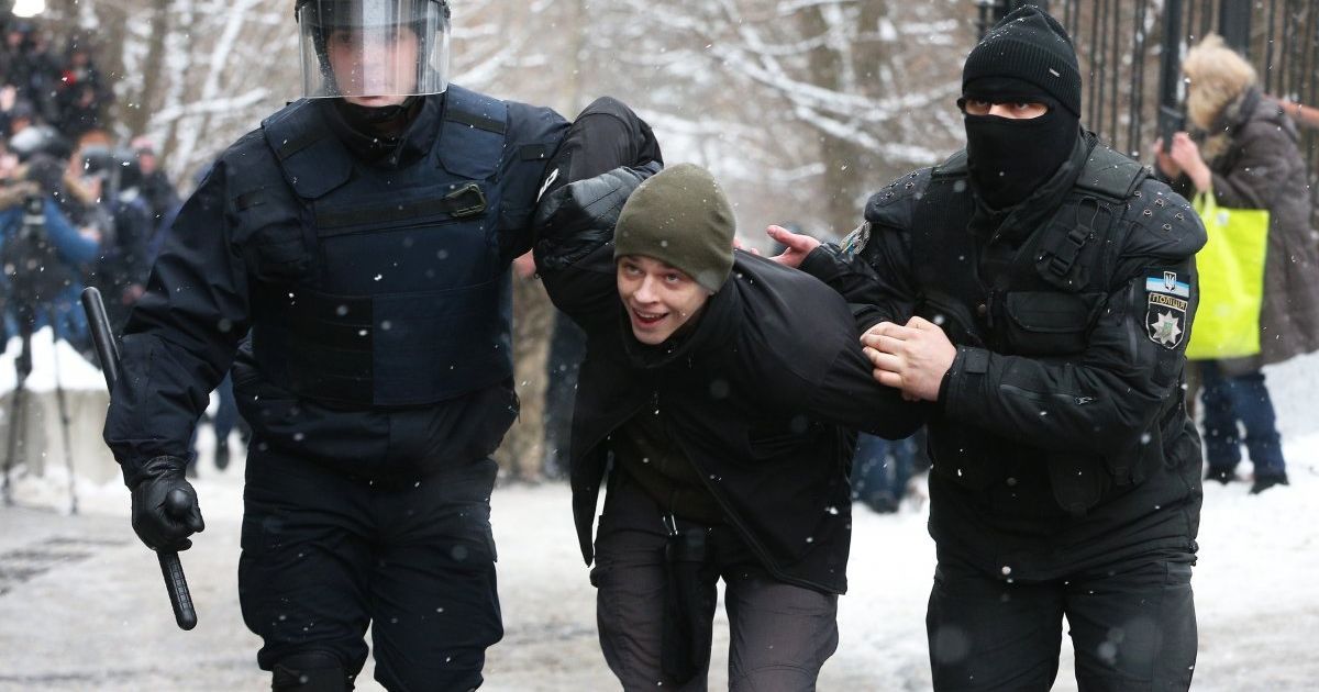 сутички під Солом'янським судом Києва_13 / © УНИАН