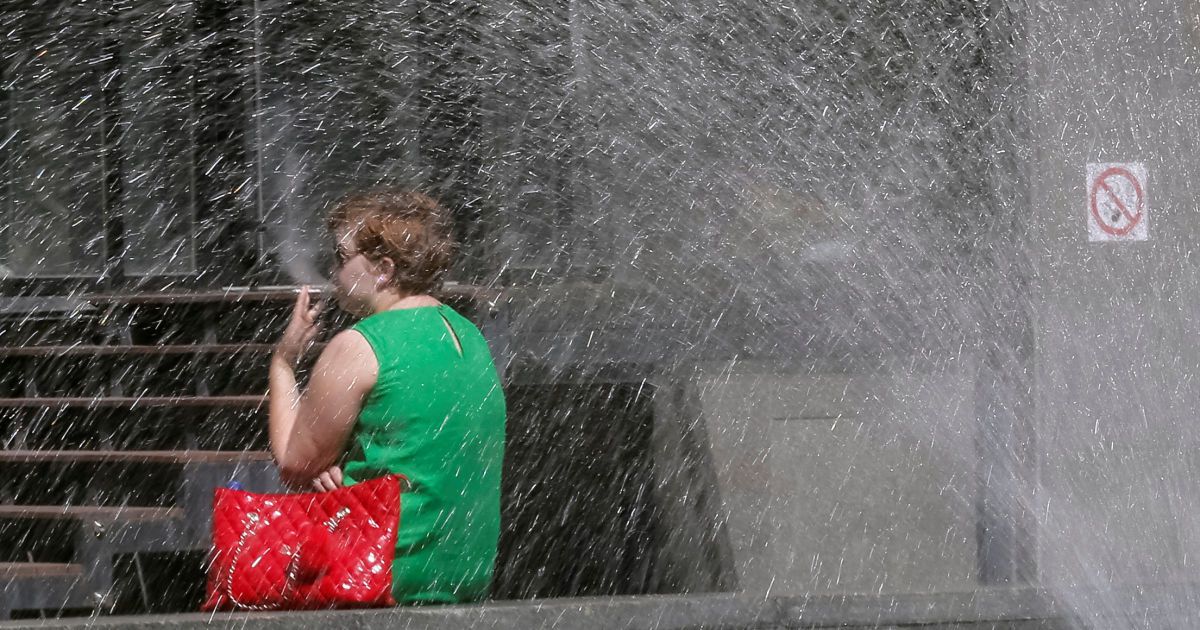 У середу Україну накриє приємна прохолода, а в Києві очікують невелику грозу