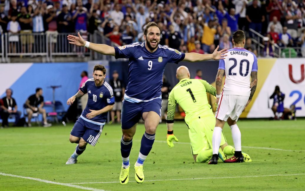 Кома Америка-2016. 1/2 фіналу. США - Аргентина - 0:4 / © Reuters