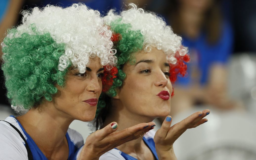 Фото фанаток Євро 2016, 22 червня / © Reuters