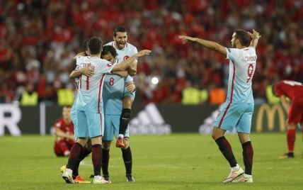 Турки перемогли чехів у битві за 3 місце групи на Євро-2016