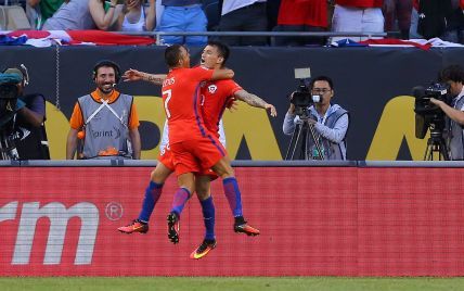 Футбольне дежавю: у фіналі Копа Америка-2016 зіграють Аргентина та Чилі