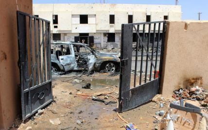 В Ливии в результате мощного взрыва на складе боеприпасов погибли 20 человек