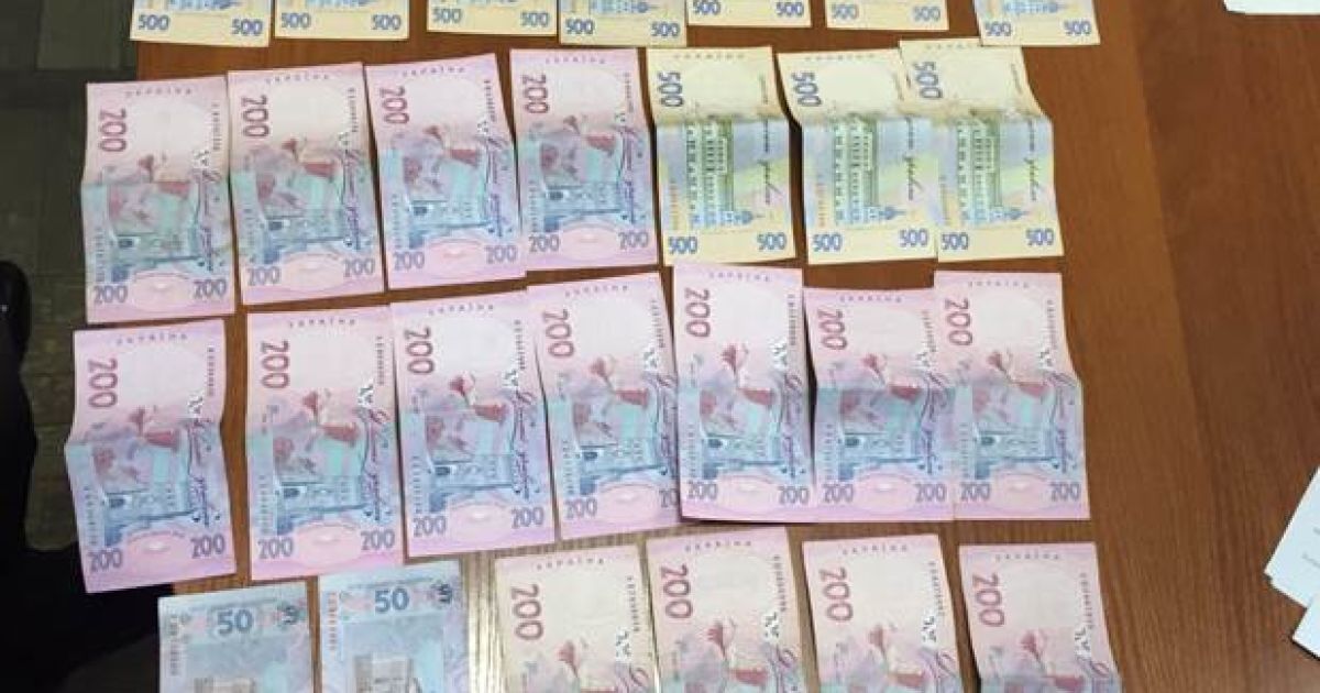 СБУ затримала на хабарі начальника управління поліції Голосіївського району Києва